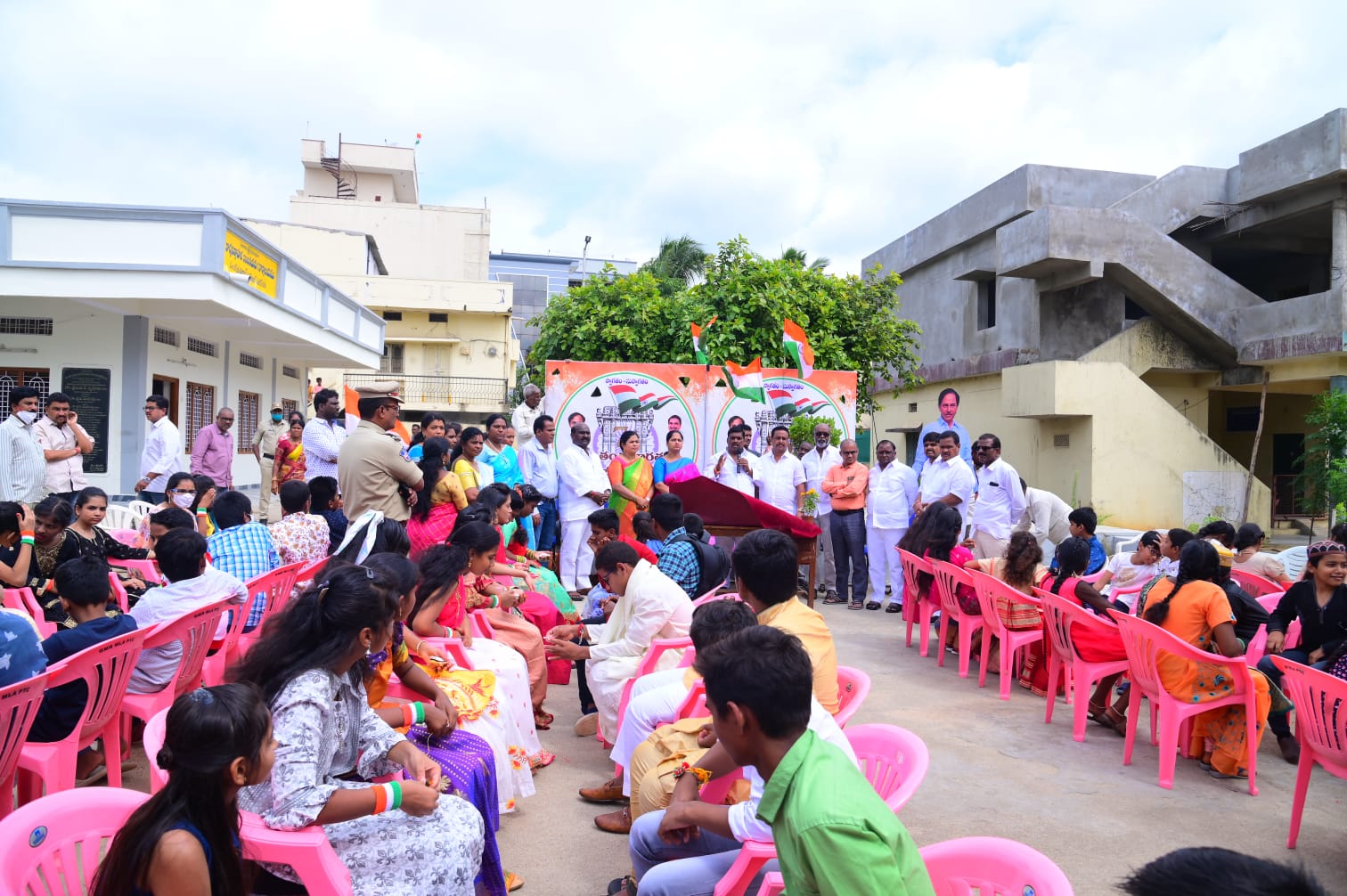 స్వతంత్ర భారత వజ్రోత్సవాలలో భాగంగా రక్షాబంధన్