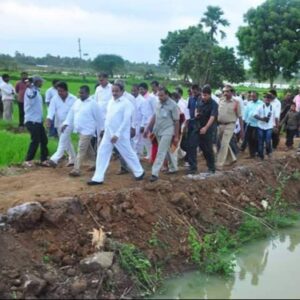 తుమ్మల రాజకీయ నిరీక్షణ-అభిమానులలో అంతర్మథనం