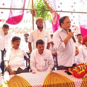 స్థానికులకే టికెట్ ఇవ్వాలంటూ ఎర్రగొండపాలెం