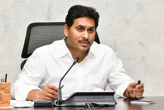 అభ్యర్థుల జాబితా ఖరారుపై సీఎం జగన్‌ కసరత్తు..