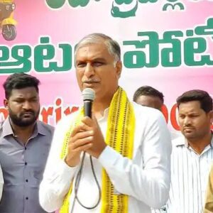 ఆటో కార్మికులను రోడ్డున పడేశారు: హరీష్‌రావు