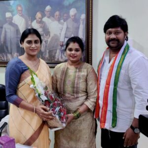 అంధ్రప్రదేశ్ కాంగ్రెస్ ఛీఫ్ వై.ఎస్.షర్మిల