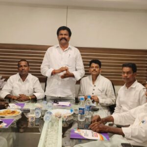 గొర్రెల పెంపకం దారుల కుటుంబాలకు ప్రభుత్వం నష్టపరిహారం ప్రకటించాలి