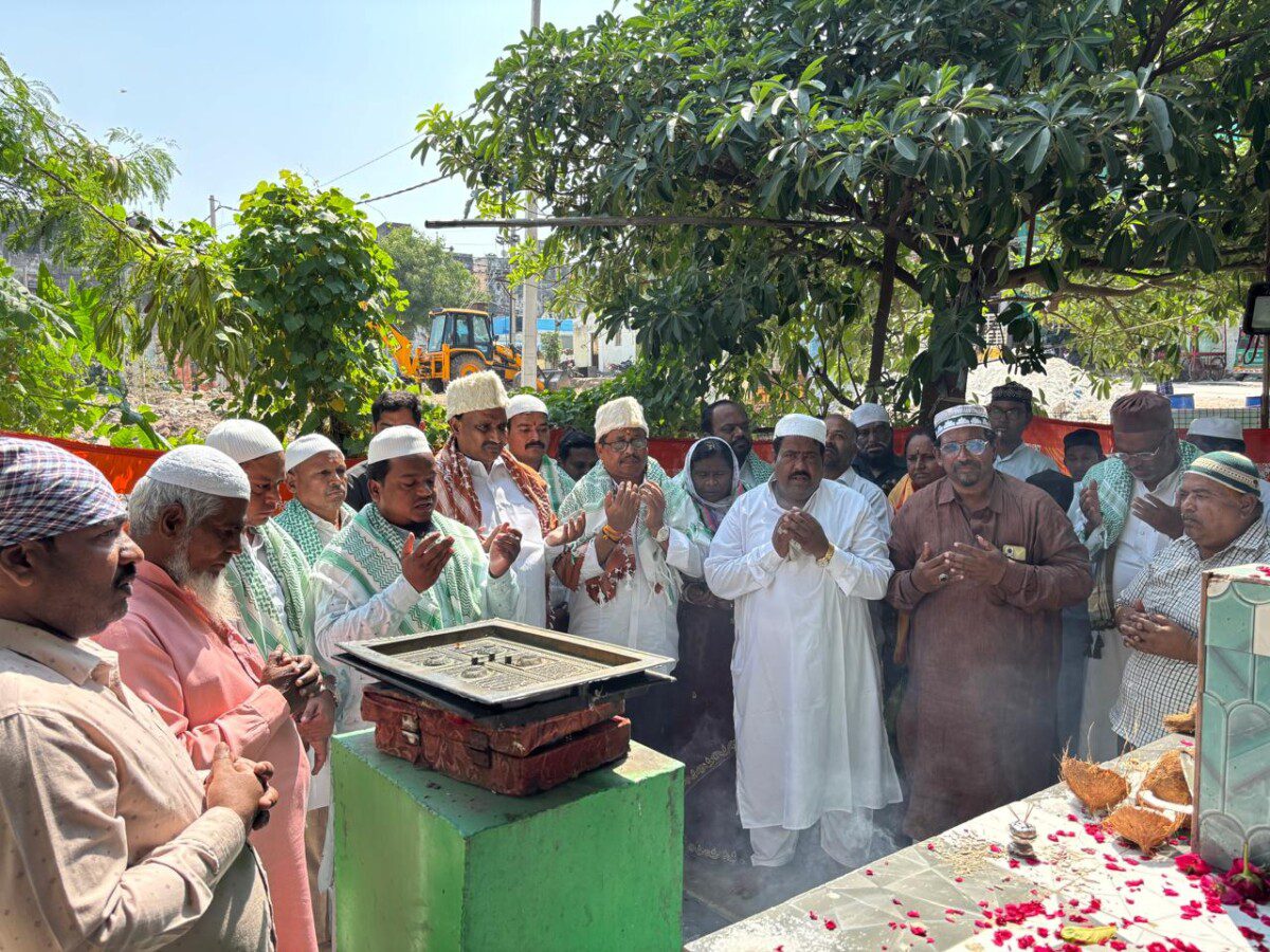 శ్రీ మహ్మద్ ప్రవక్త జన్మదినం రోజున జరుపుకునే మిలాద్ ఉన్ నబి