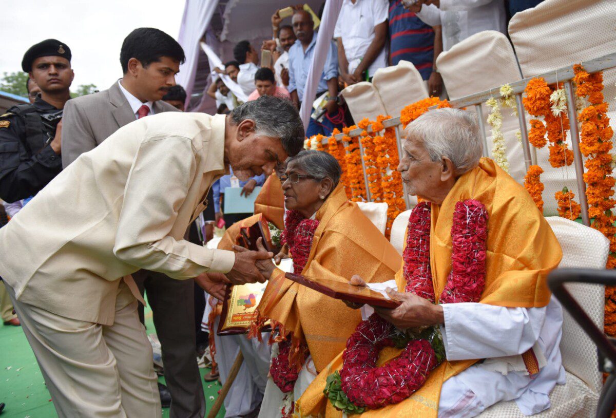 ప్రముఖ స్వాతంత్ర్య సమరయోధురాలు రాంపిళ్ళ నరసాయమ్మ కన్నుమూత