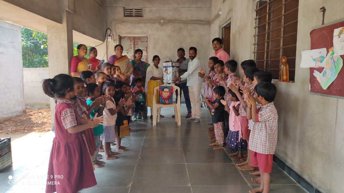 సాయంపేట పాఠశాలకు వాటర్ ఫిల్టర్ వితరణ