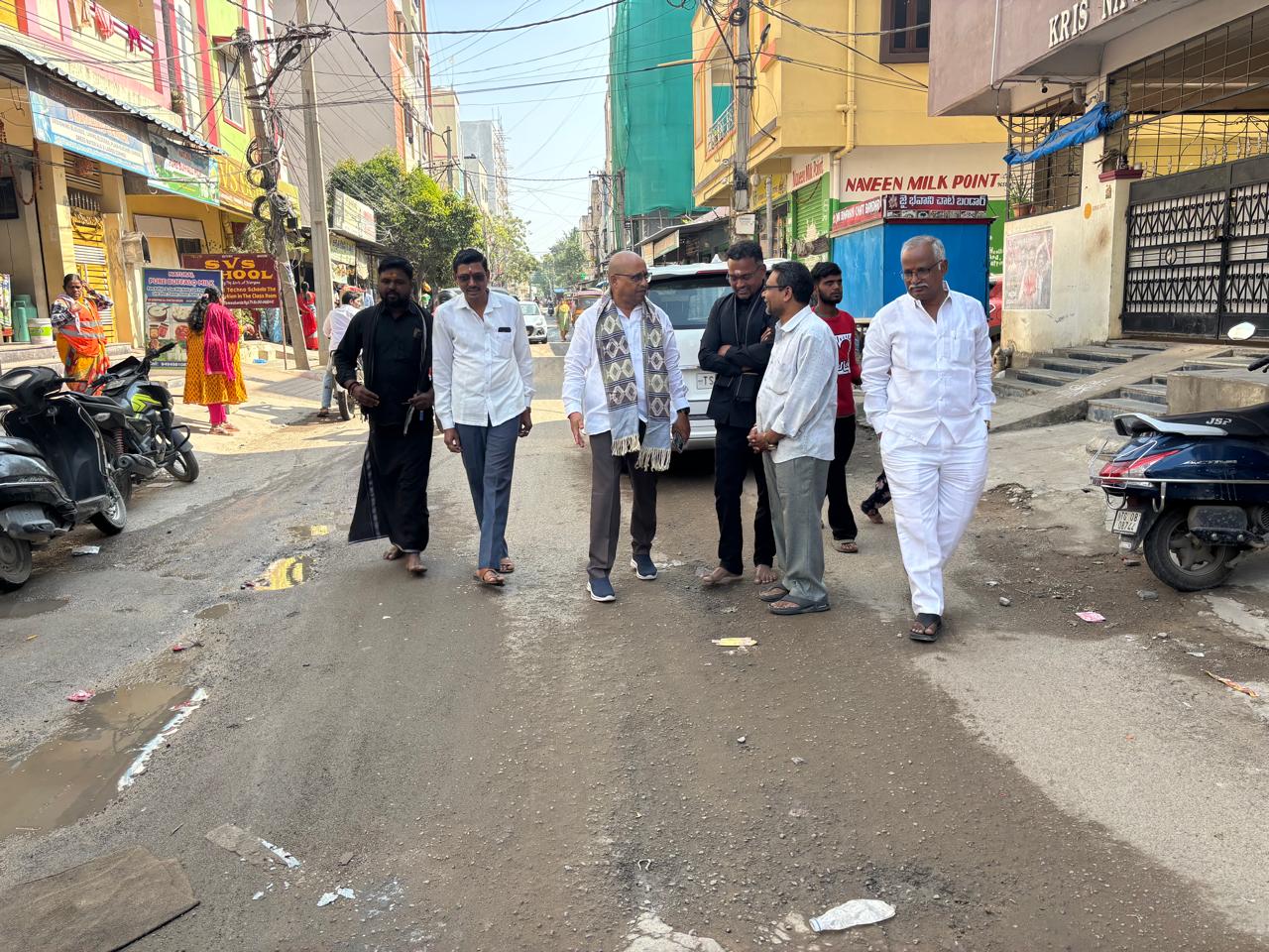 124 అల్విన్ కాలనీ డివిజన్ ఎల్లమ్మబండ పరిధిలోని మహాత్మా గాంధీ