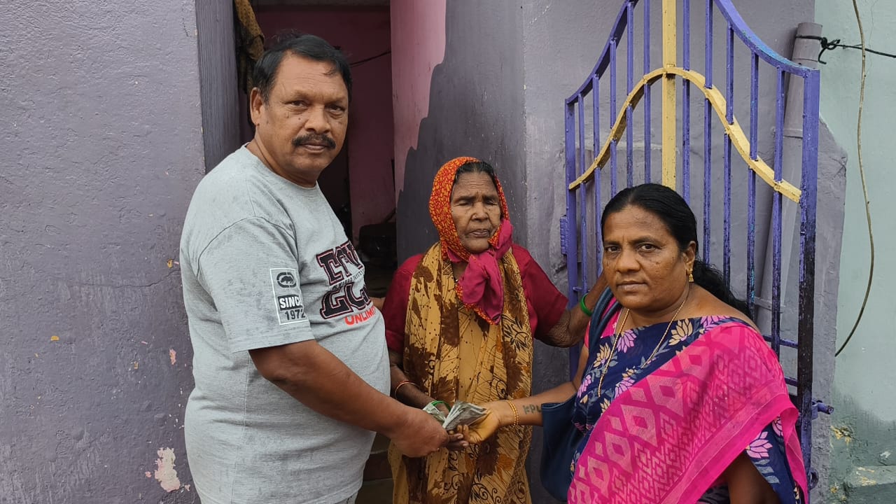 ప్రతినెలా ఒకటో తేదీన రాష్ట్రంలో పింఛన్ల పండుగ