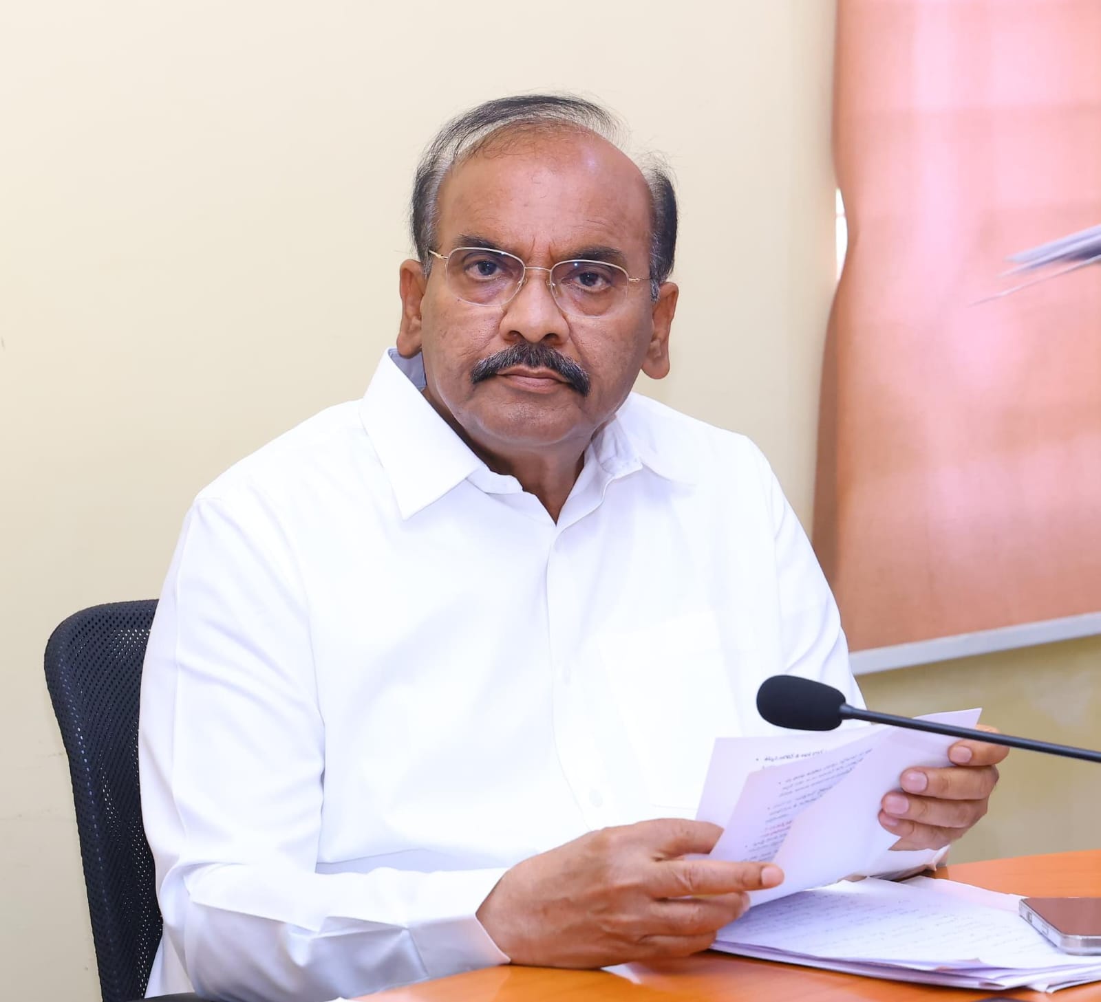 30 ఏళ్లు ముందుకు కాదు.. నేరుగా రాతియుగానికే : ప్రత్తిపాటి