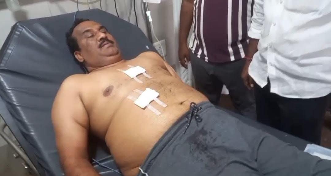 నరసరావుపేట భావన కాలేజి ప్రిన్సిపాల్ మైనీడి శ్రీనివాసరావు పై దాడి
