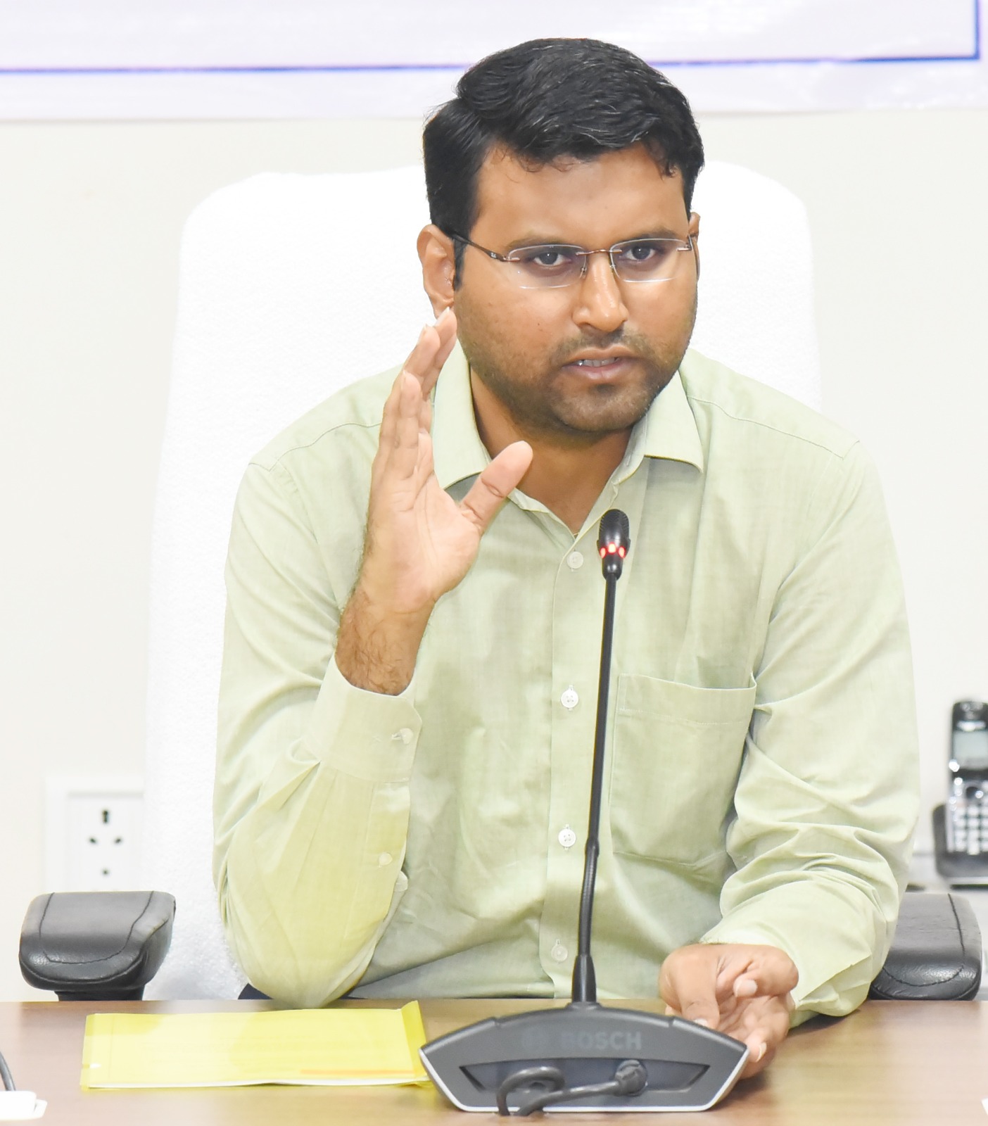 ఆధార్‌లో 05 మరియు 15 సంవత్సరాల వయస్సు పూర్తయిన