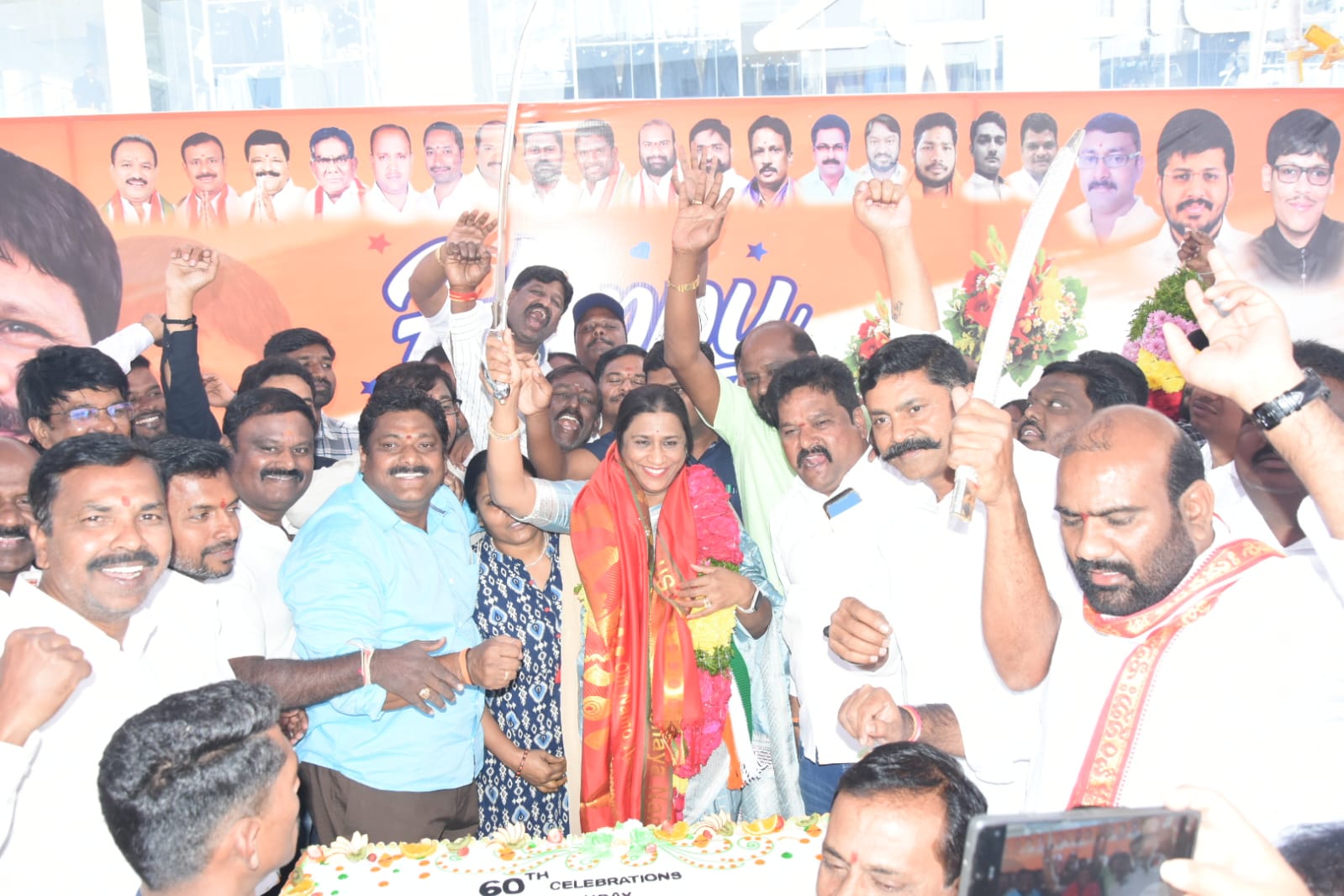 మల్కాజిగిరిలో ఘనంగా మాజీ ఎమ్మెల్యే మైనంపల్లి హనుమంతరావు జన్మదిన వేడుకలు