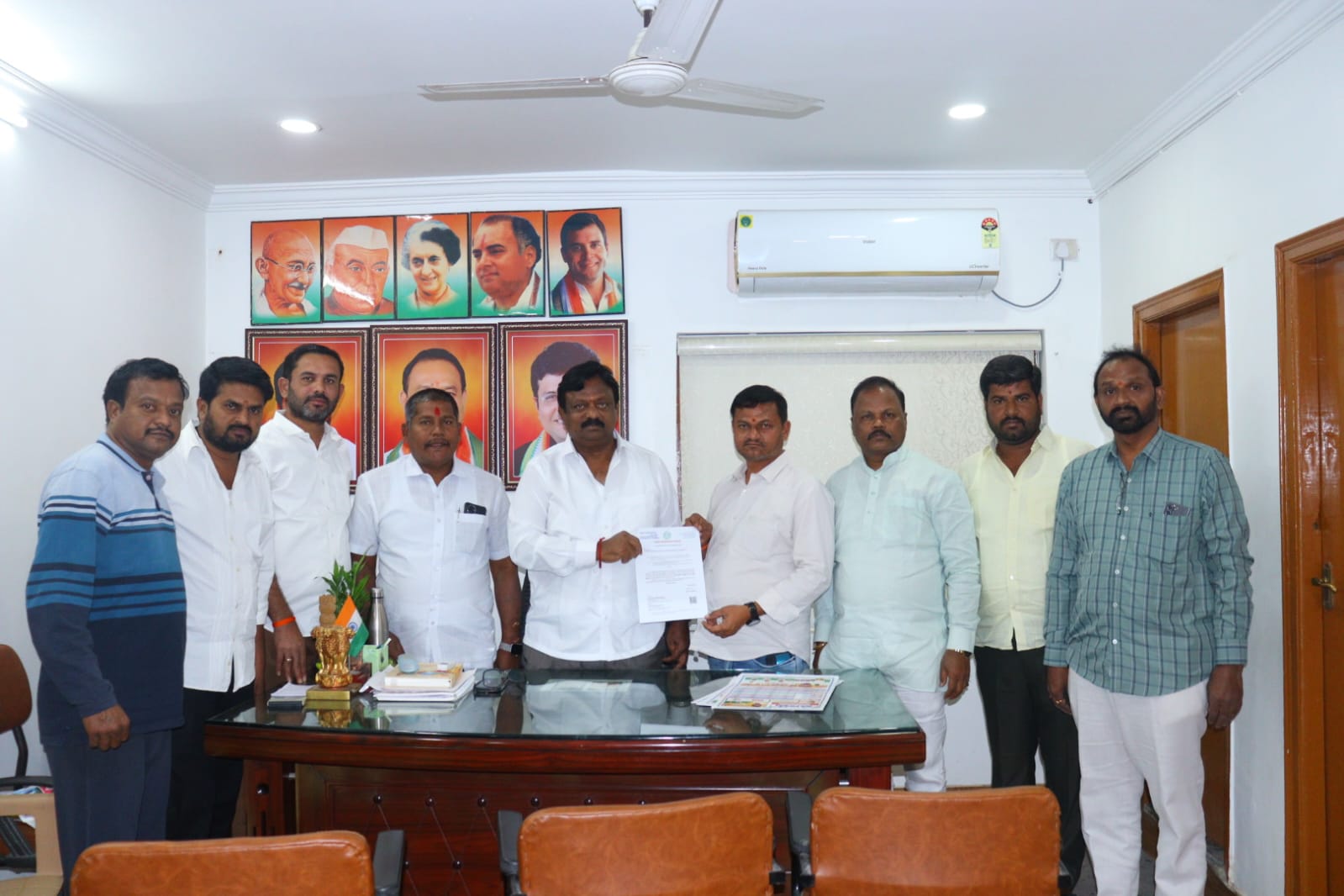 సీఎం సహాయనిధి పేదలకు గొప్పవరం- నియోజకవర్గ కాంగ్రెస్ పార్టీ