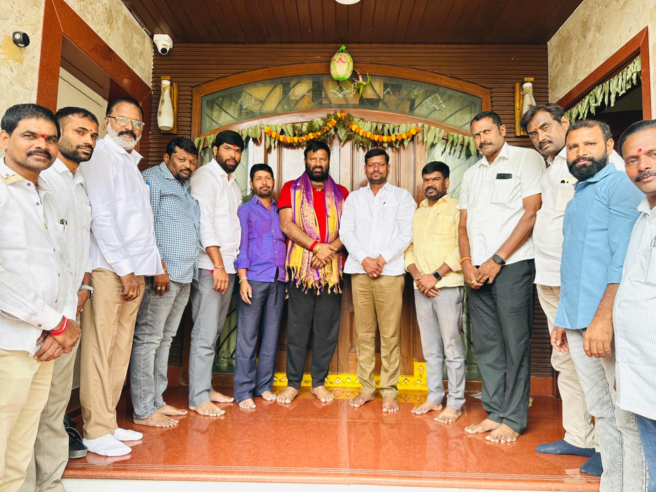 కుత్బుల్లాపూర్ నియోజకవర్గ మాజీ ఎమ్మెల్యే కూన శ్రీశైలం గౌడ్