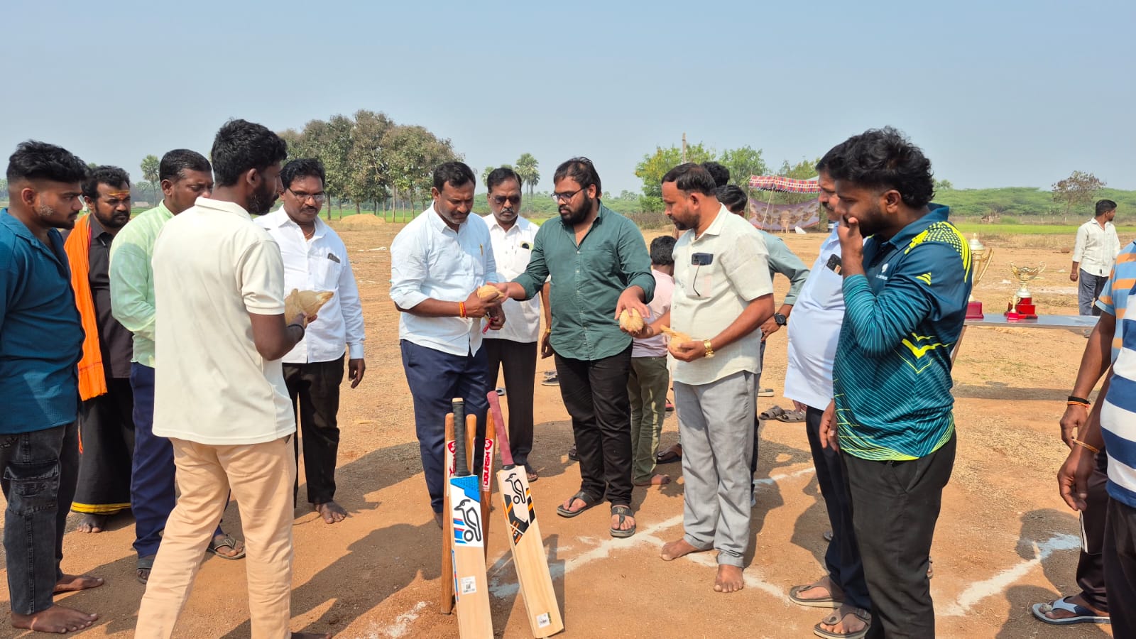 యువత చదువులతో పాటు క్రీడల్లో రాణించాలి..