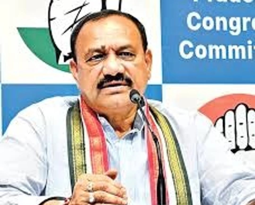 “అవసరమైతే కేసీఆర్కూ నోటీసులు”