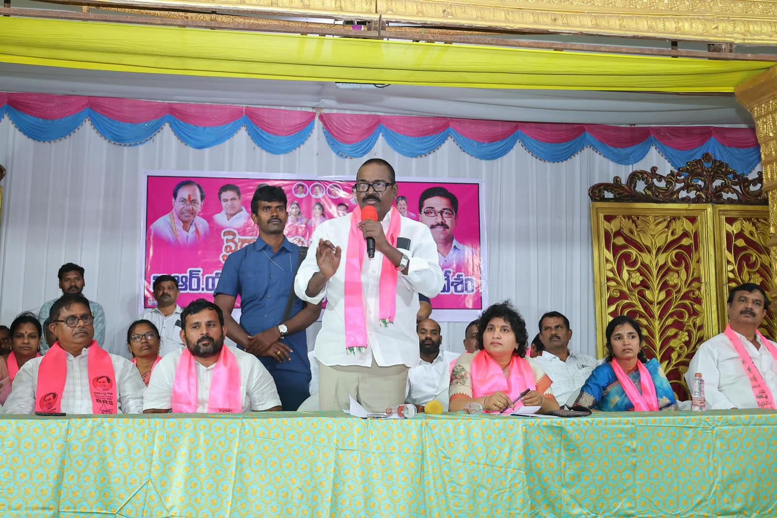 వైరా మండల మరియు పట్టణ అధ్యక్షులు బాణాల వెంకటేశ్వర్లు