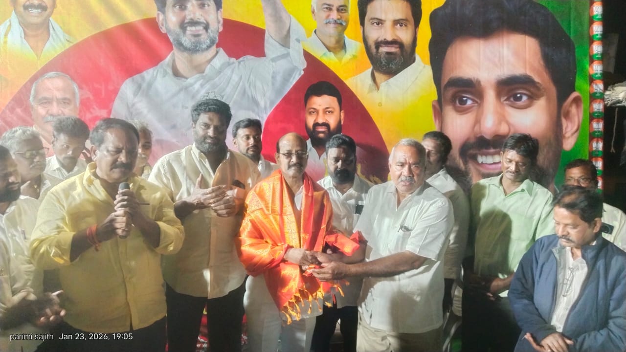 నేటి యువతరం రాజకీయ నాయకులు లోకేష్ బాబు ని స్ఫూర్తి