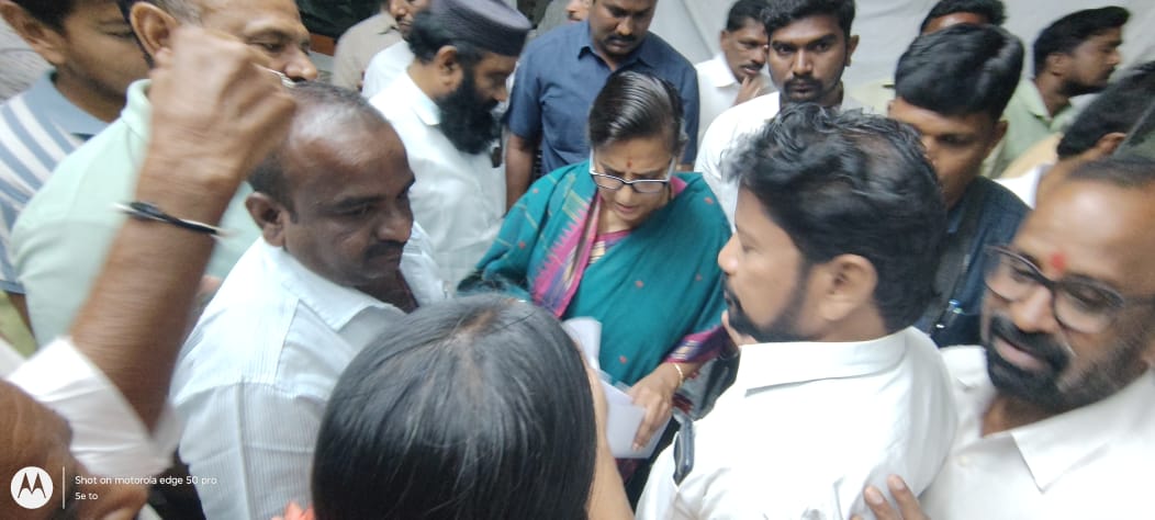 కోదాడ మున్సిపాలిటీలో మాలలకు సముచిత స్థానం కేటాయించాలి. పిడతల శ్రీను