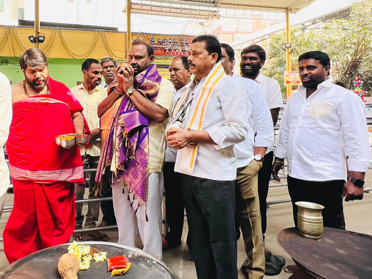 చిత్తరమ్మ తల్లి జాతర సందర్భంగా ఆలయంలో ఏర్పాటు