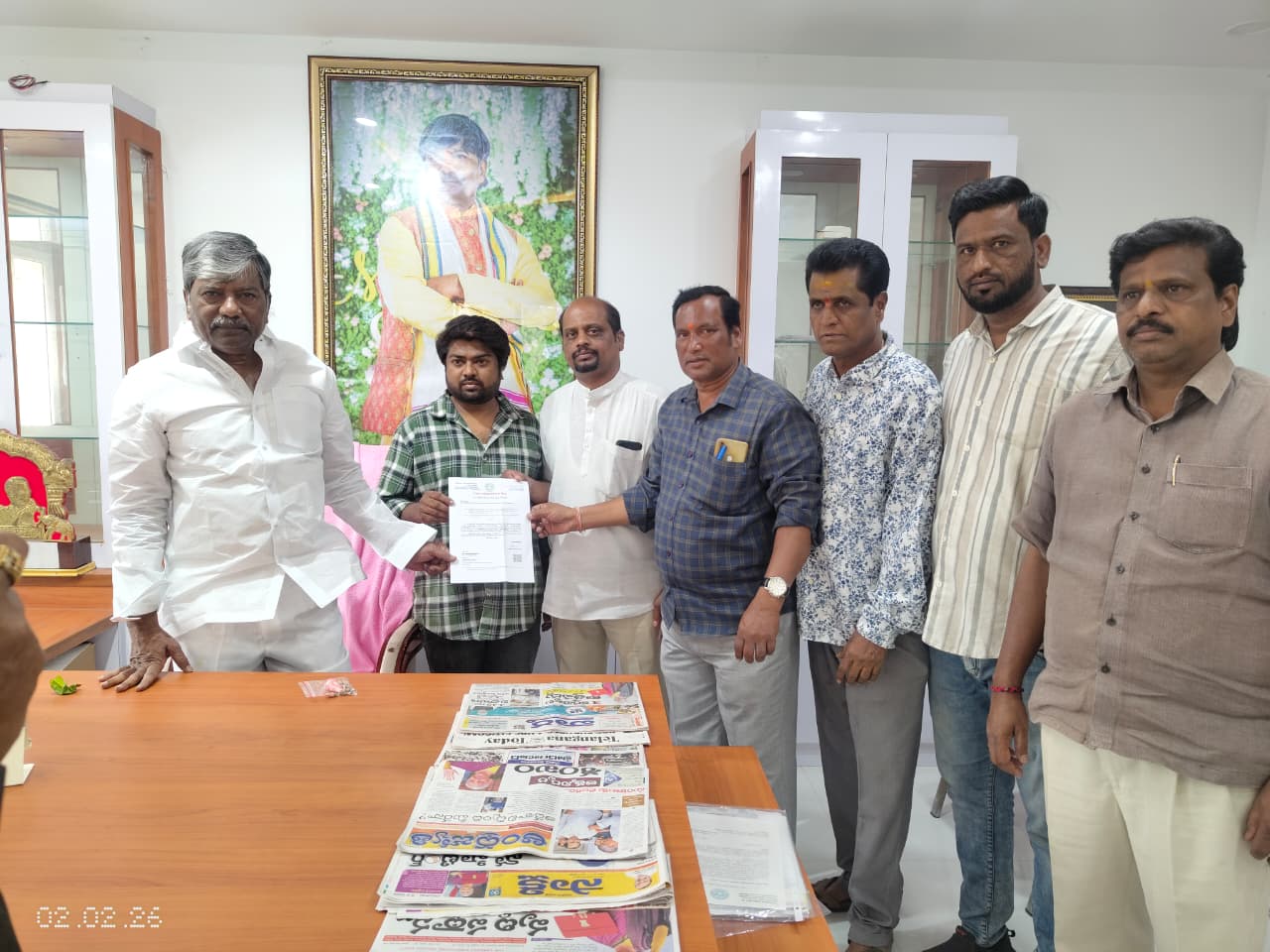 పేదలకు వైద్య సేవలకు ప్రాముఖ్యత