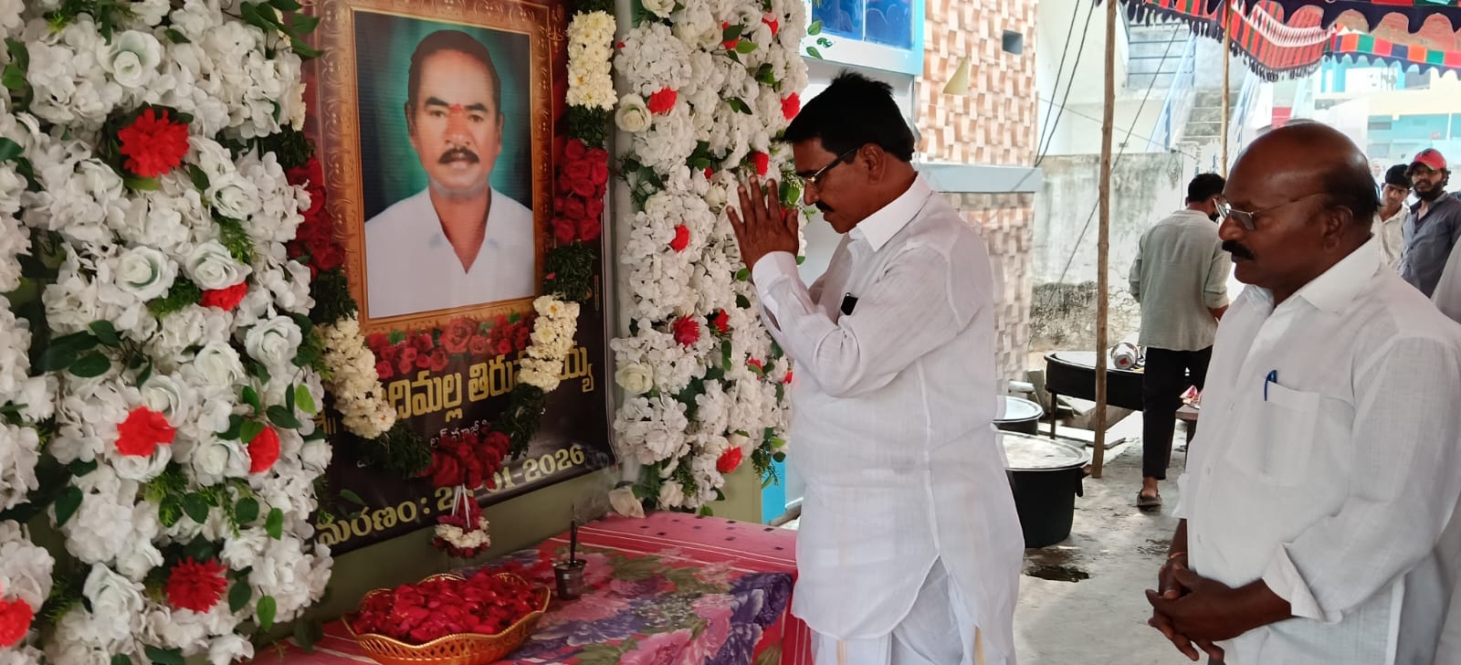 నమ్ముకున్న సిద్ధాంతానికి కట్టుబడి ఆదర్శంగా నిలిచారు