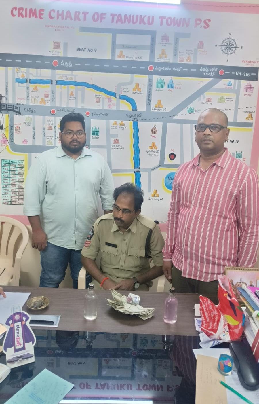 ఏసిబి వలలో చిక్కిన తణుకు టౌన్ పోలీస్ స్టేషన్ రైటర్ సుబ్బారావు