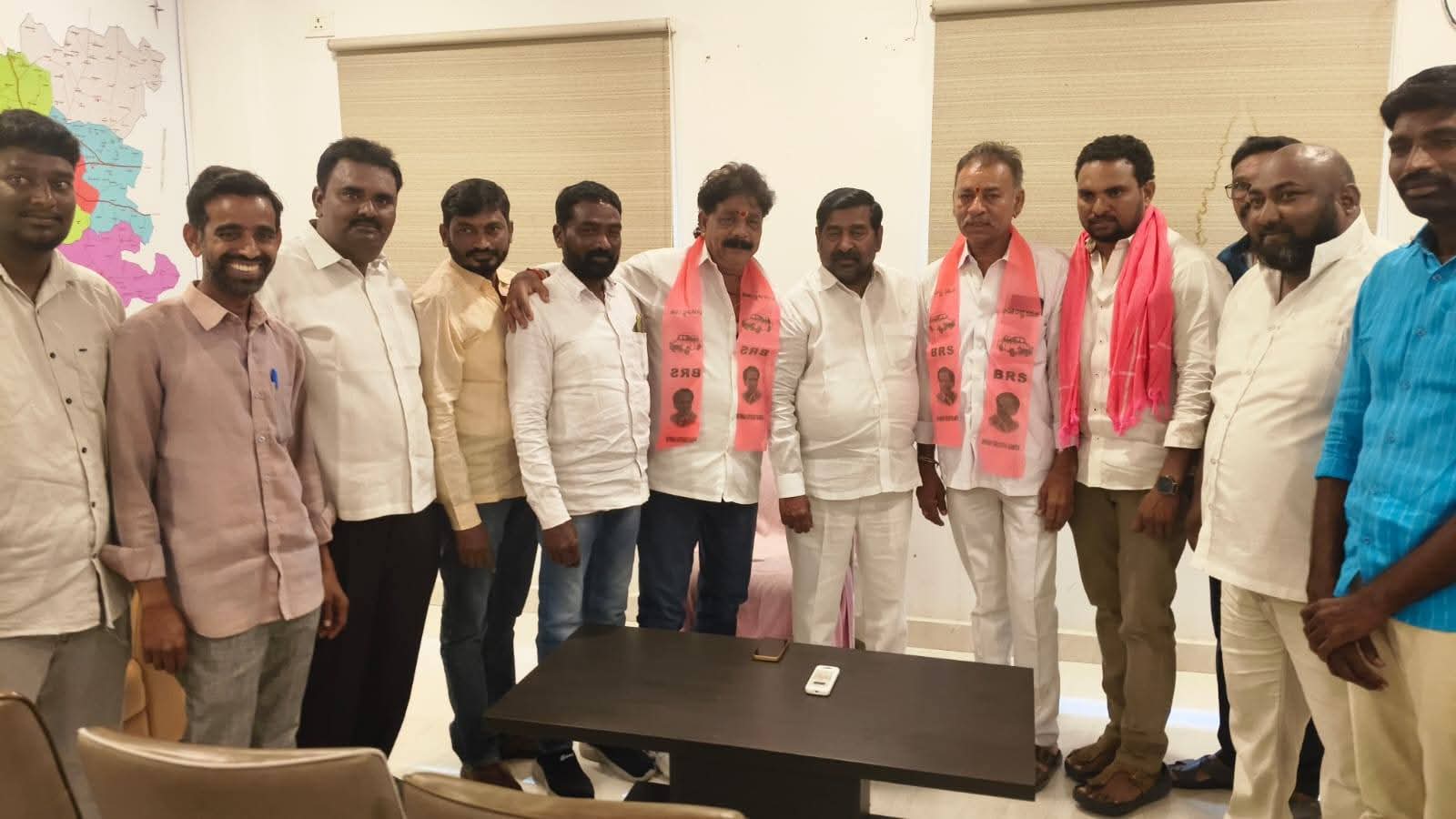 కాంగ్రెస్ పార్టీ సీనియర్ నాయకులు BRS లో చేరిక..