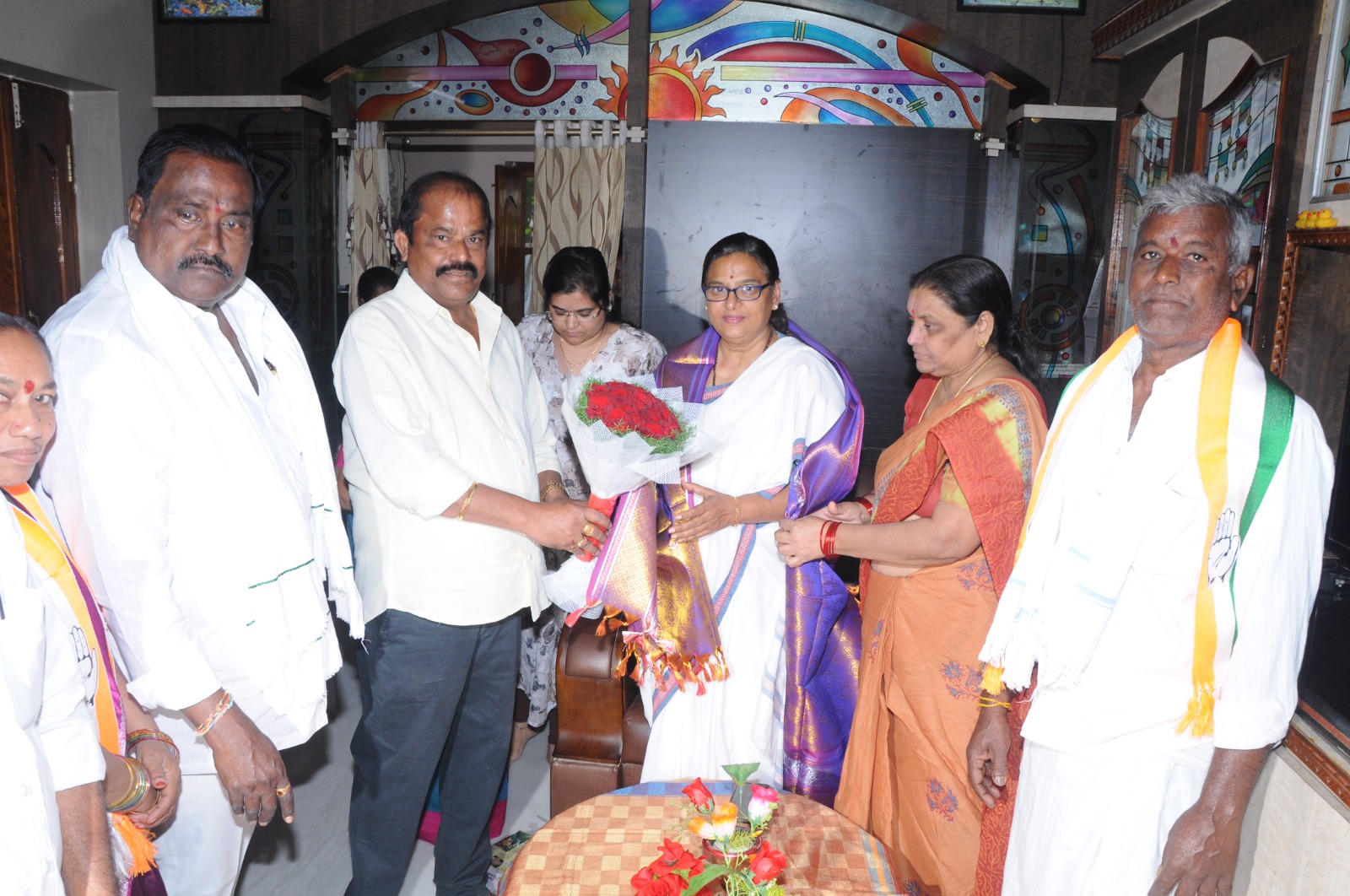 చందు నాగేశ్వరరావు నివాసంలో ఎమ్మెల్యే పద్మావతి రెడ్డి