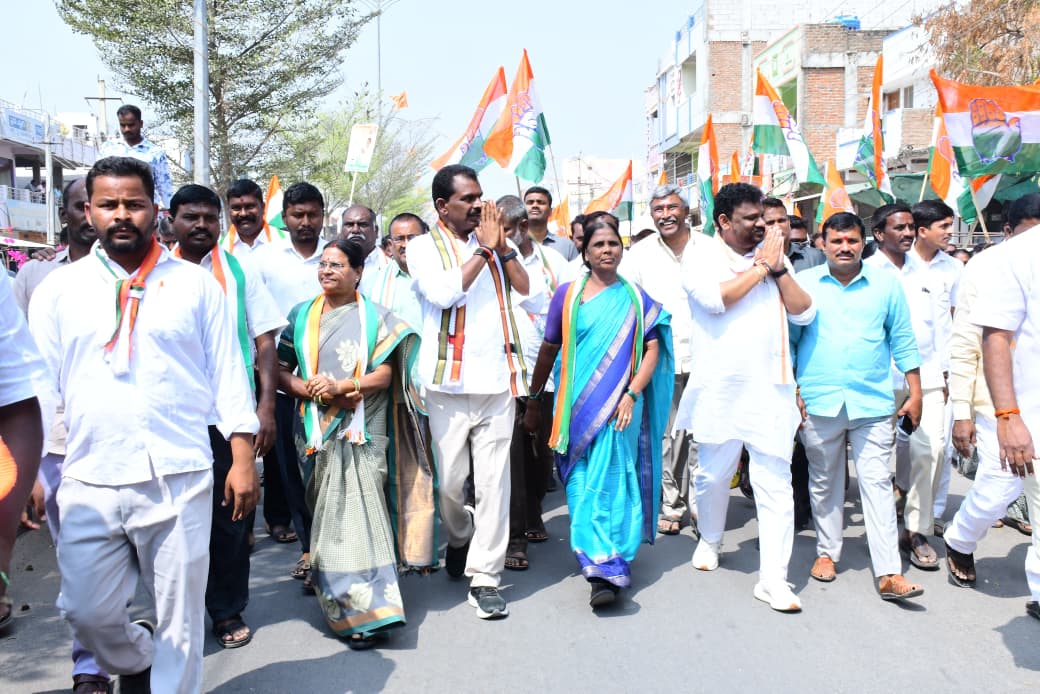 పెబ్బేరు మున్సిపాలిటీపై కాంగ్రెస్ జెండా ఎగరవేయడం ఖాయం