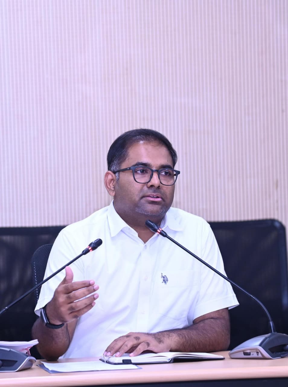 ఫిబ్రవరి 11న. వేతనంతో కూడిన సెలవు మంజూరు…..