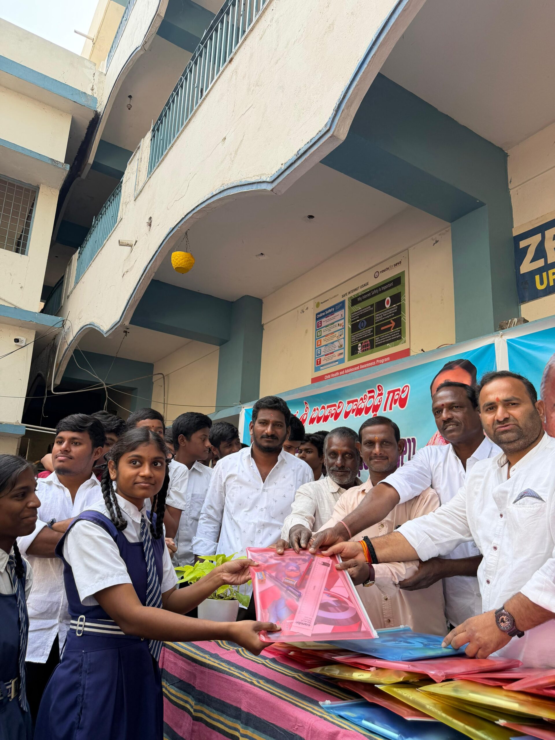 ప్రజల కోసమే జీవించిన మహానాయకుడు, పీడిత వర్గాల పక్షాన అండగా నిలిచిన ఉప్పల్ మాజీ ఎమ్మెల్యే స్వర్గీయ బండారి రాజిరెడ్డి