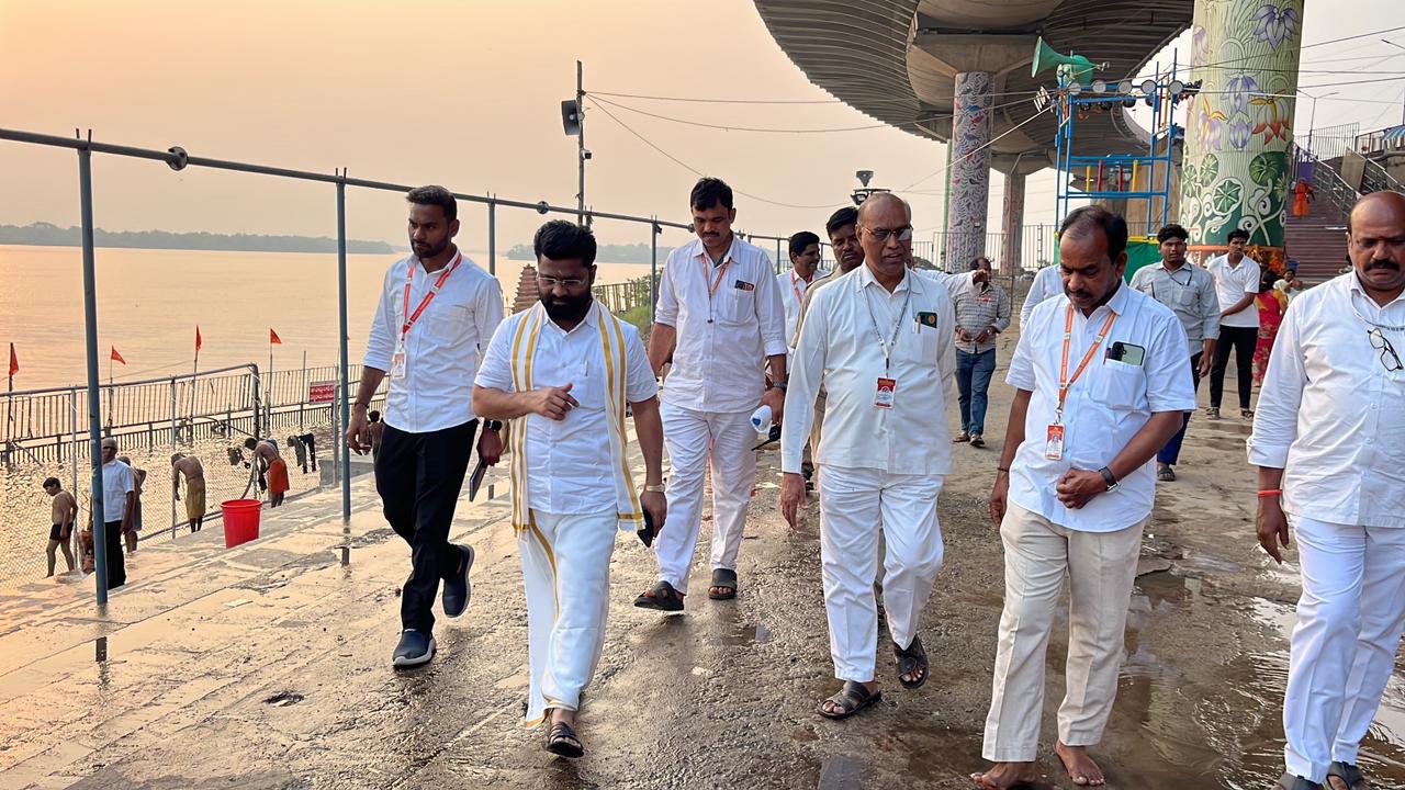 విజయవాడలోని ఇంద్రకీలాద్రి పై వెలసిన శ్రీ దుర్గా మల్లేశ్వర స్వామి వారి దేవస్థానం