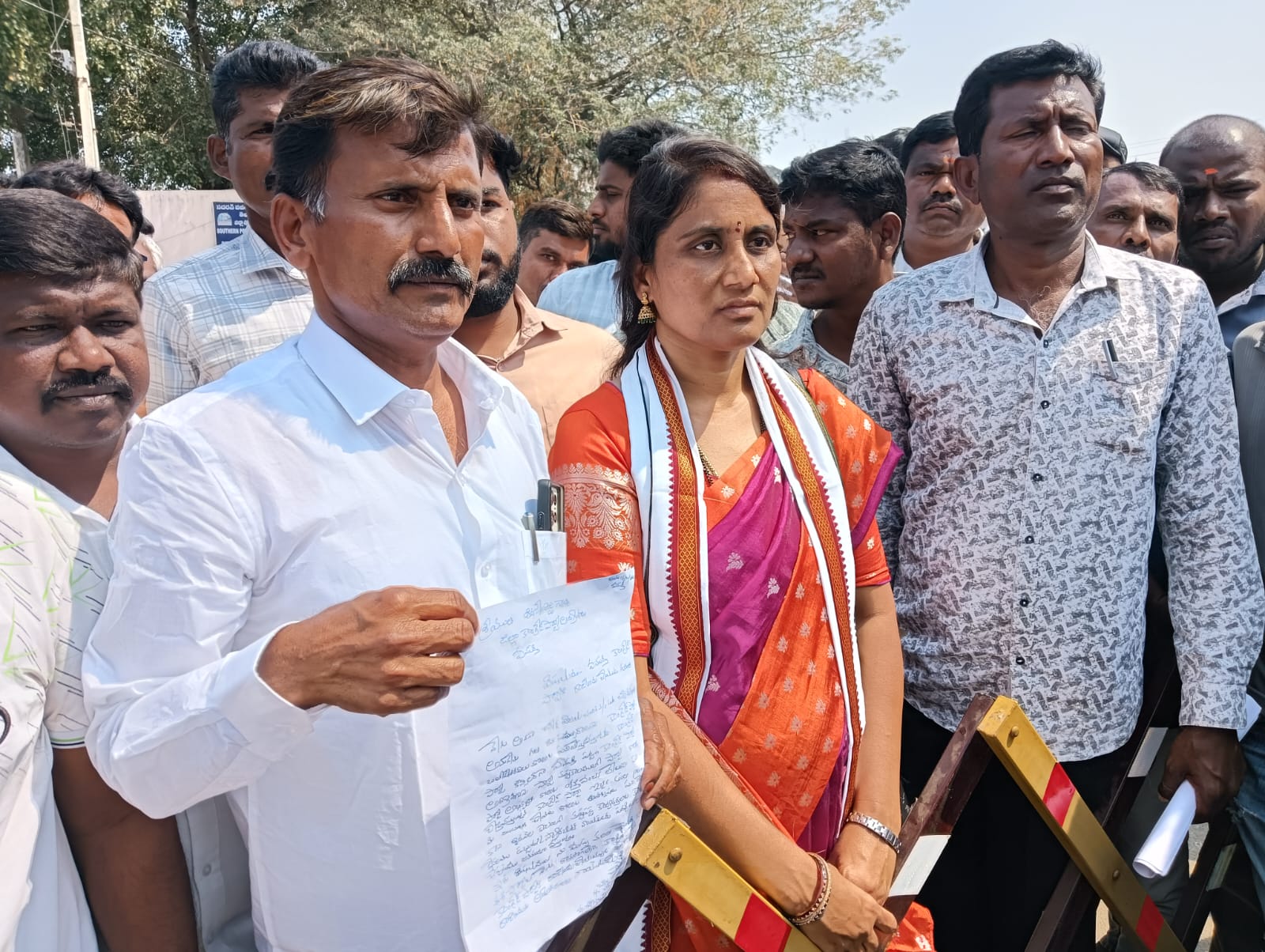 అవగాహన లేనివారికి మున్సిపల్ చైర్మన్ పదవి సీల్డ్ కవరే ప్రామాణికం