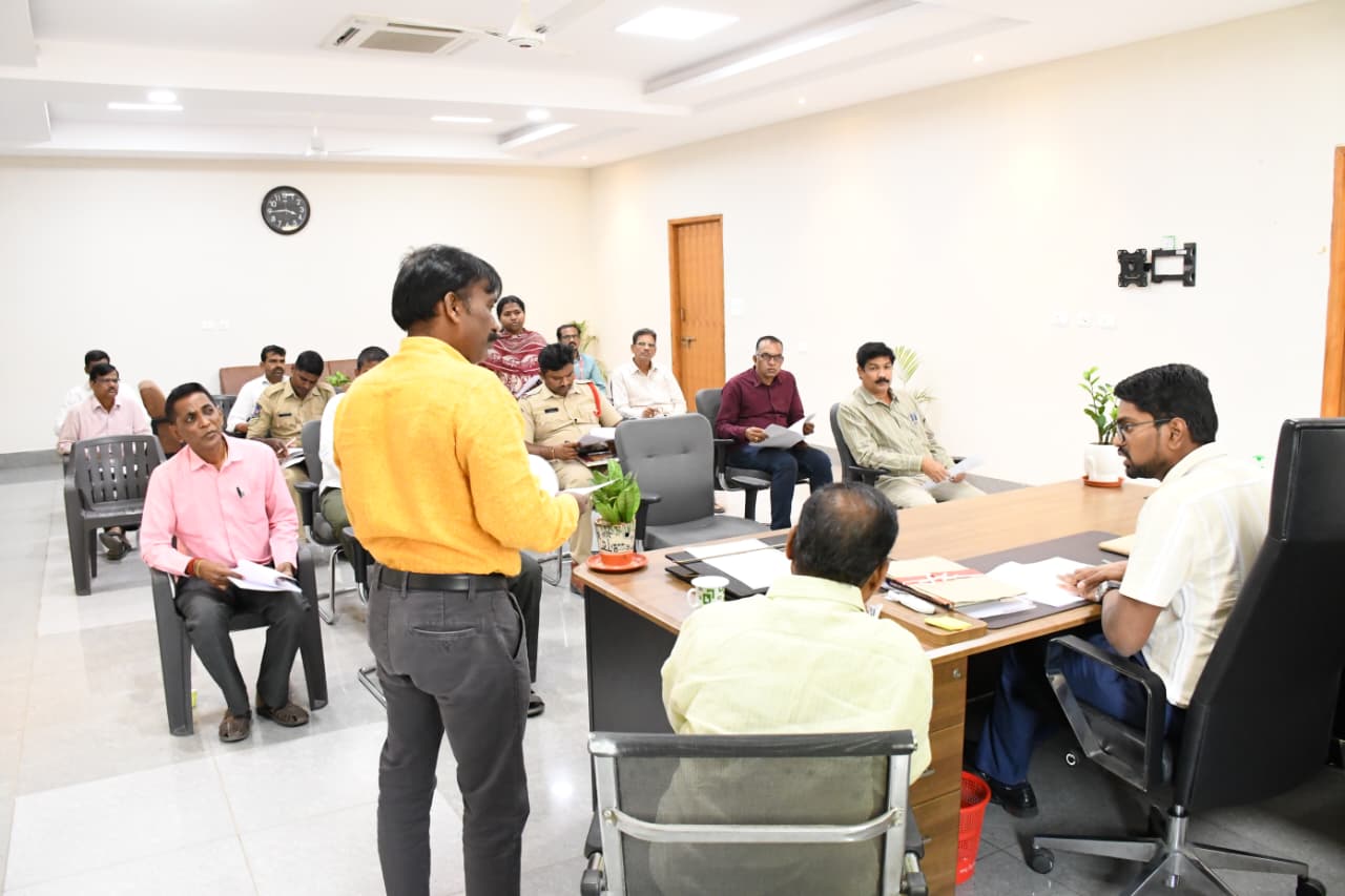 జిల్లా లో ఇంటర్మీడియట్ వార్షిక పరీక్షలను పకడ్బందీగా నిర్వహించాలని ఆదేశించిన జిల్లా కలెక్టర్ ఆదర్శ సురభి