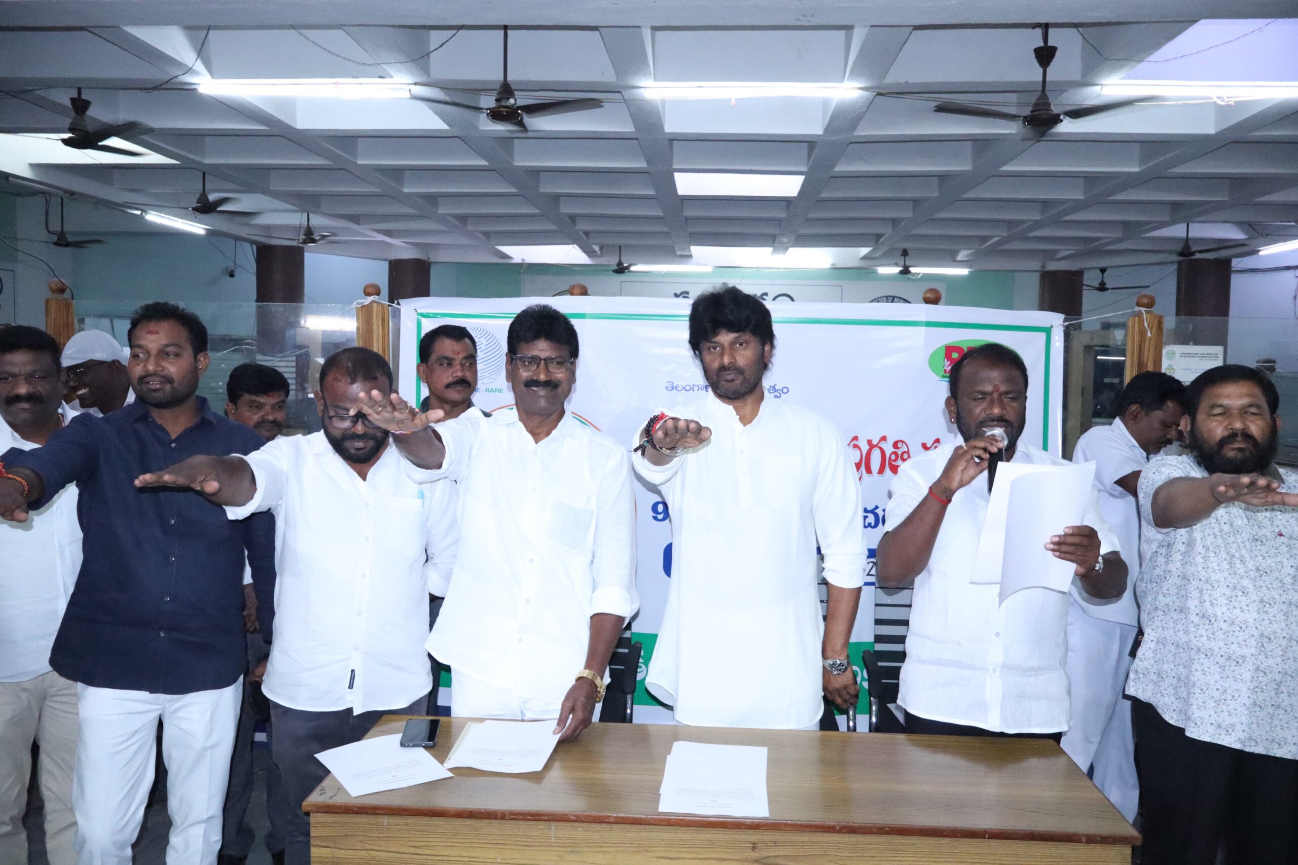 ప్రజల ఆశయాలను కార్యరూపంలోకి తీసుకువస్తున్న ప్రజా పాలన ప్రభుత్వం…