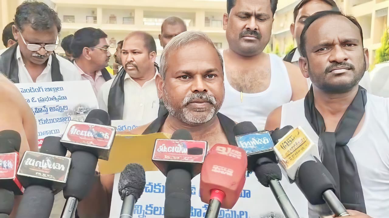 అప్పులబాధలో మాజీ సర్పంచులు