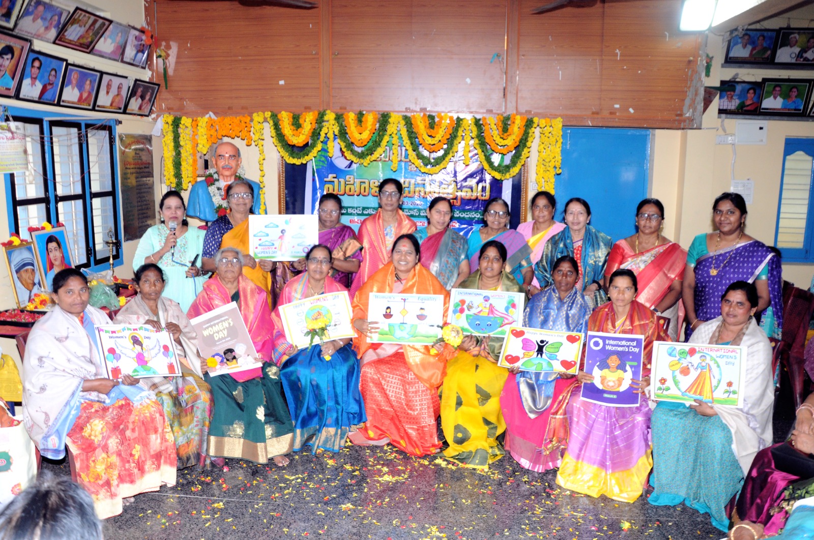 పెన్షనర్ల సంఘ భవనంలో ఘనంగా మహిళా దినోత్సవ వేడుకలు..