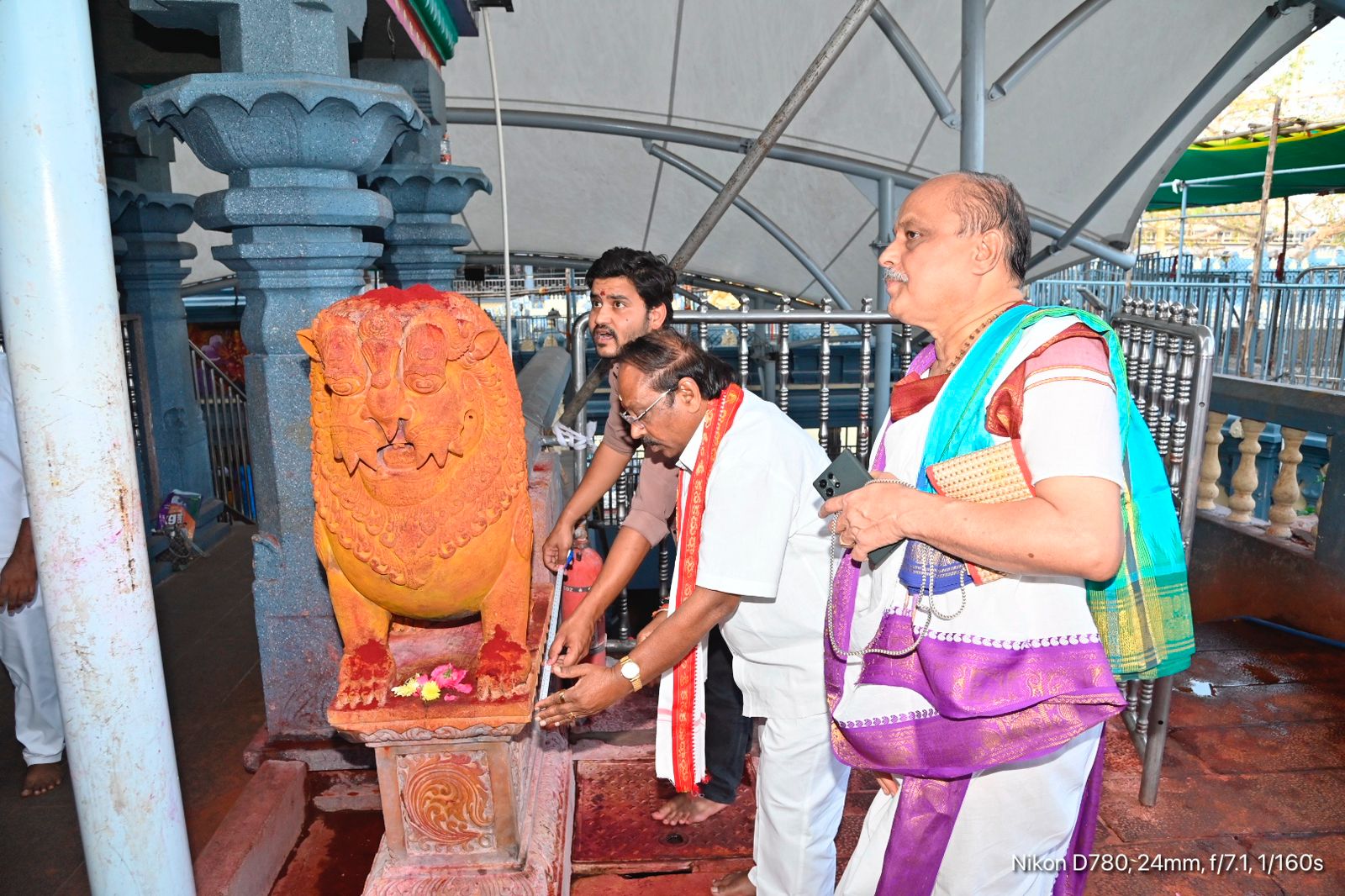 శ్రీ దుర్గా మల్లేశ్వరస్వామి వార్ల దేవస్థానం అమ్మవారి పాత మెట్లు మార్గం