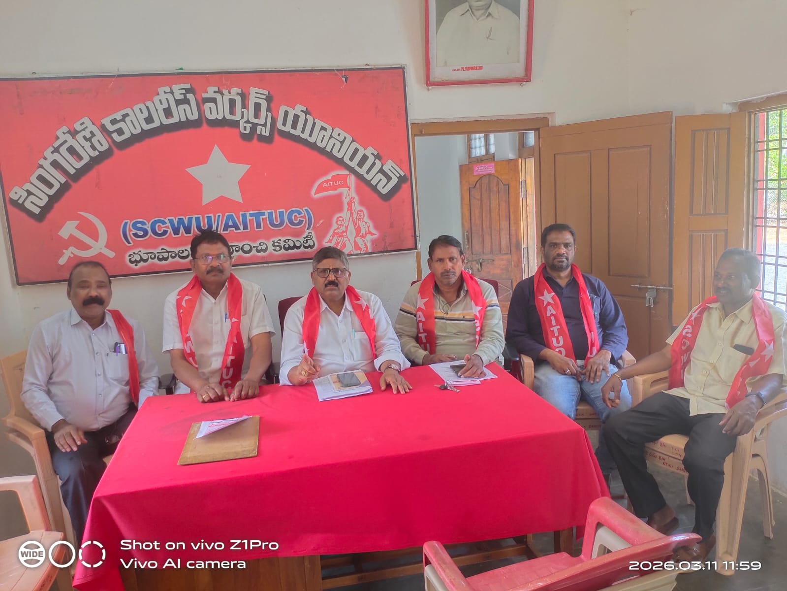 కార్మిక సమస్యల పరిష్కారం కోసం సింగరేణిలో రాజకీయ జోక్యాన్ని నిర్మూలించాలి….