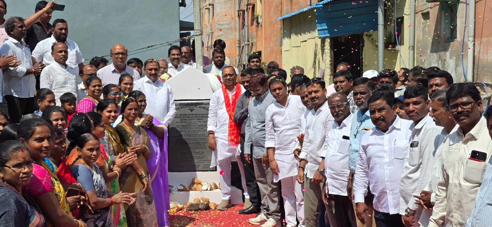 ఆల్విన్ కాలనీ డివిజన్ పరిధిలోని వాంబే గృహ సముదాయం