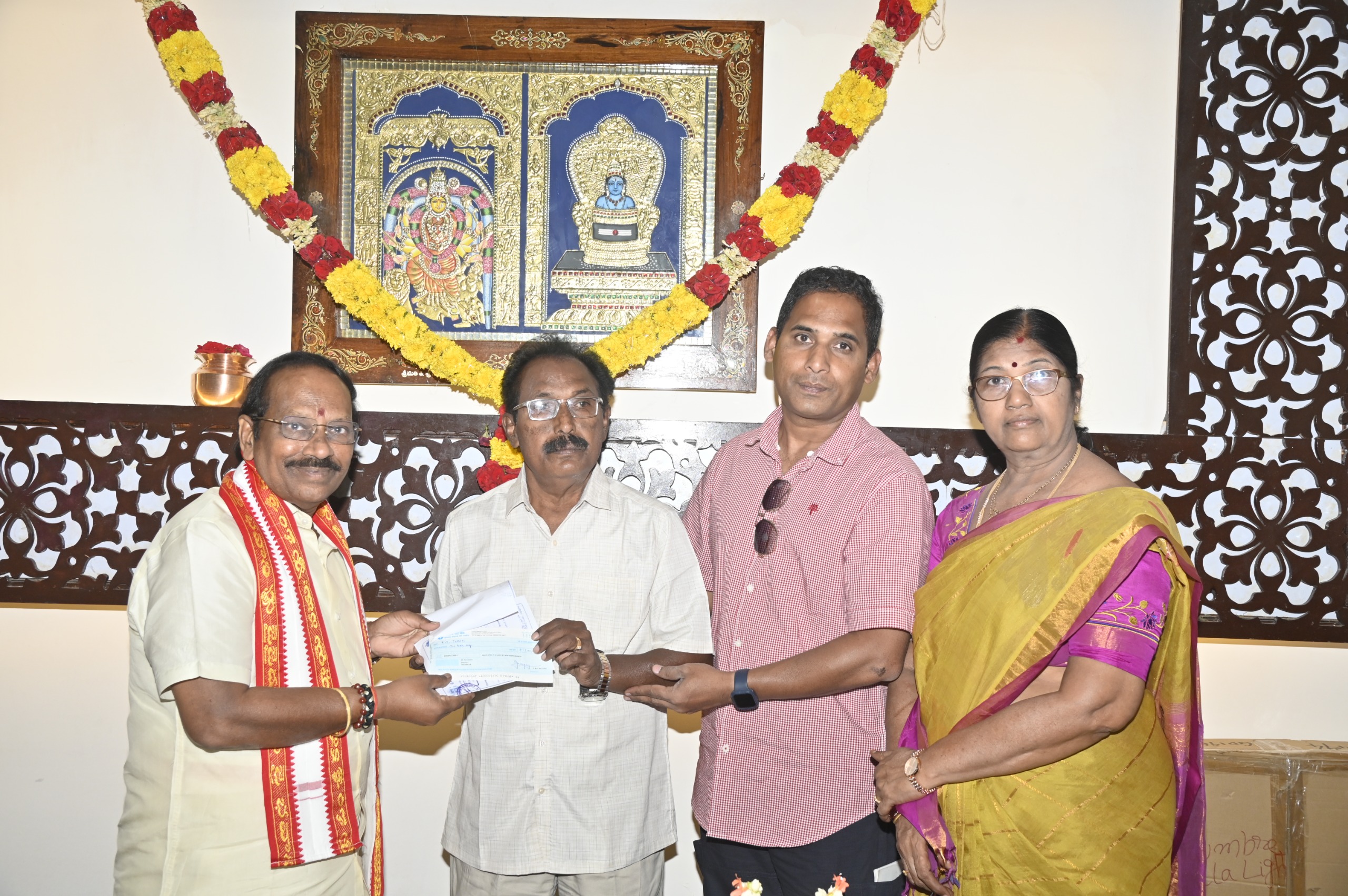 ఇంద్రకీలాద్రి, విజయవాడలో జరుగుతున్న నిత్య (ఉచిత ప్రసాద వితరణ)