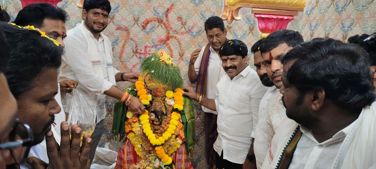 శ్రీ శ్రీ శ్రీ విజయగణపతి స్వామి వారి ఆలయ ప్రతిష్ఠ మహోత్సవంలో పాల్గొన్న ఎమ్మెల్యే మామిడి గోవిందరావు