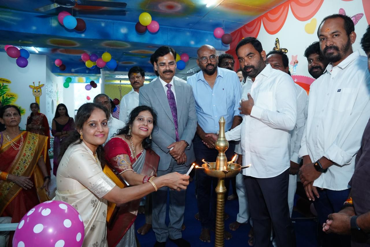 సాన్ ఫోర్ట్ ప్లే స్కూల్ ని ప్రారంభించిన ఎమ్మెల్సీ శంభీపూర్ రాజు
