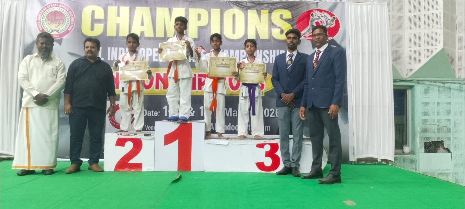 ఉత్సాహంగా ముగిసిన నిహాన్ షోటోకన్ జాతీయ స్థాయి కరాటే పోటీలు