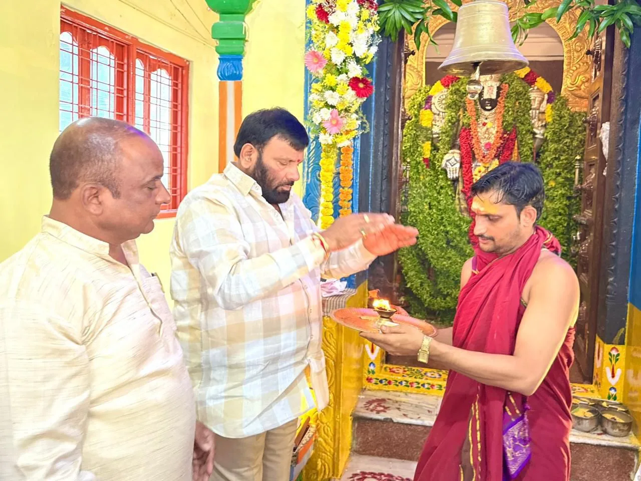 జీడిమెట్ల విలేజ్ లోని శ్రీ వేంకటేశ్వర స్వామివారి వార్షిక బ్రహ్మోత్సవాల కార్యక్రమం