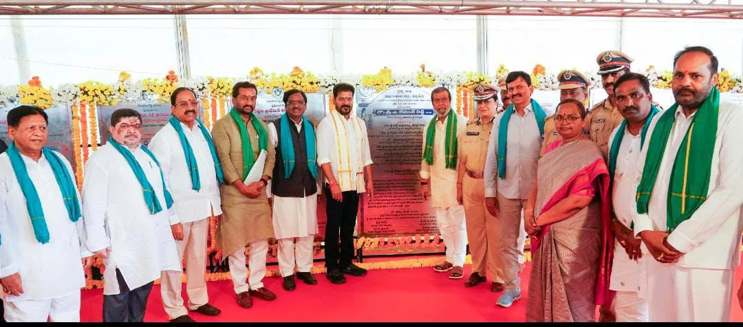 ముఖ్యమంత్రి చేతుల మీదుగా నర్మెటలో ఆయిల్ పామ్ ఫ్యాక్టరి ప్రారంభం, రిఫైనరీ యూనిట్ కి శంకుస్థాపన