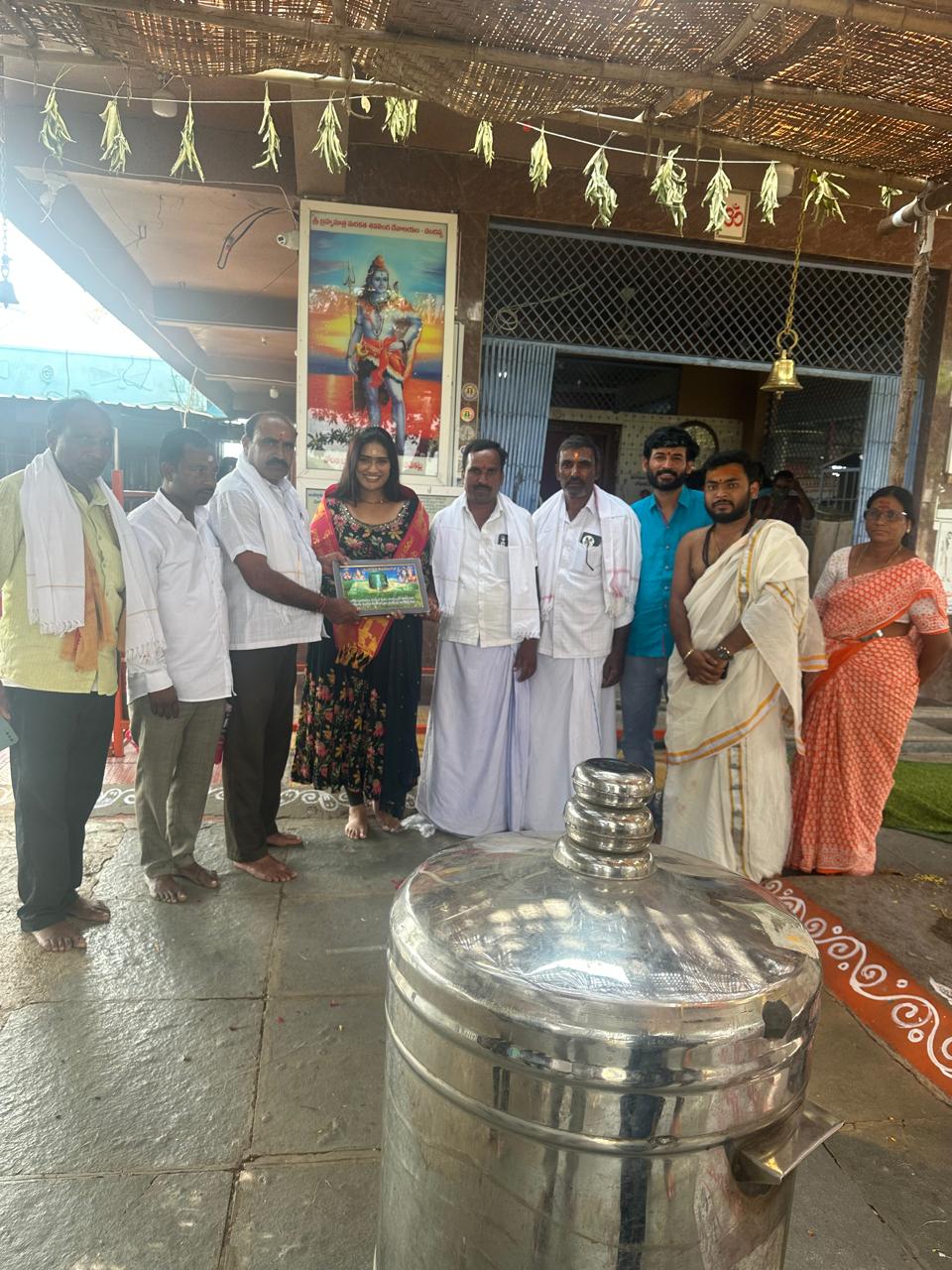 ఉచిత వైద్య శిబిరాలను సద్వినియోగం చేసుకోవాలని డా. సాయిసింధు