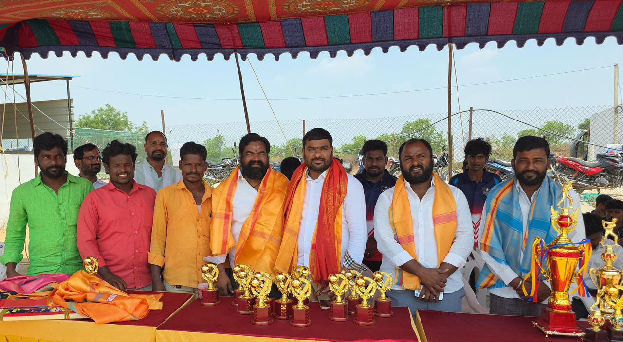 క్రీడా పోటీల్లో ప్రతి ఒక్కరూ రాణించాలి: కుత్బుల్లాపూర్ నియోజకవర్గ బీఆర్ఎస్ నాయకులు శంభీపూర్ క్రిష్ణ..
