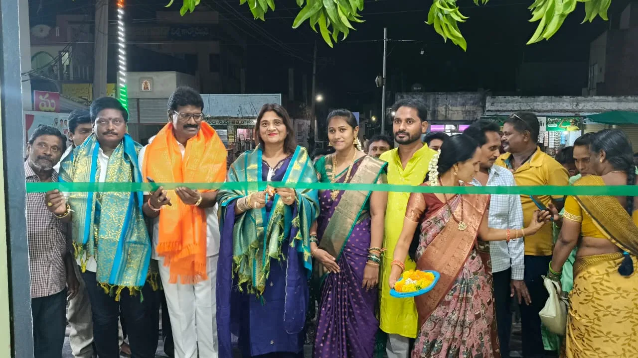 నిపుణులైన నీటి శృద్ధి కరణ పరిస్కారం షాప్‌ను ప్రారంభించిన మనాలి ఠాకూర్…